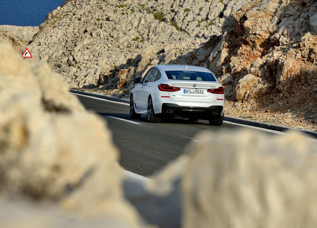 BMW 6 SERIES GRAN TURISMO, foto 62