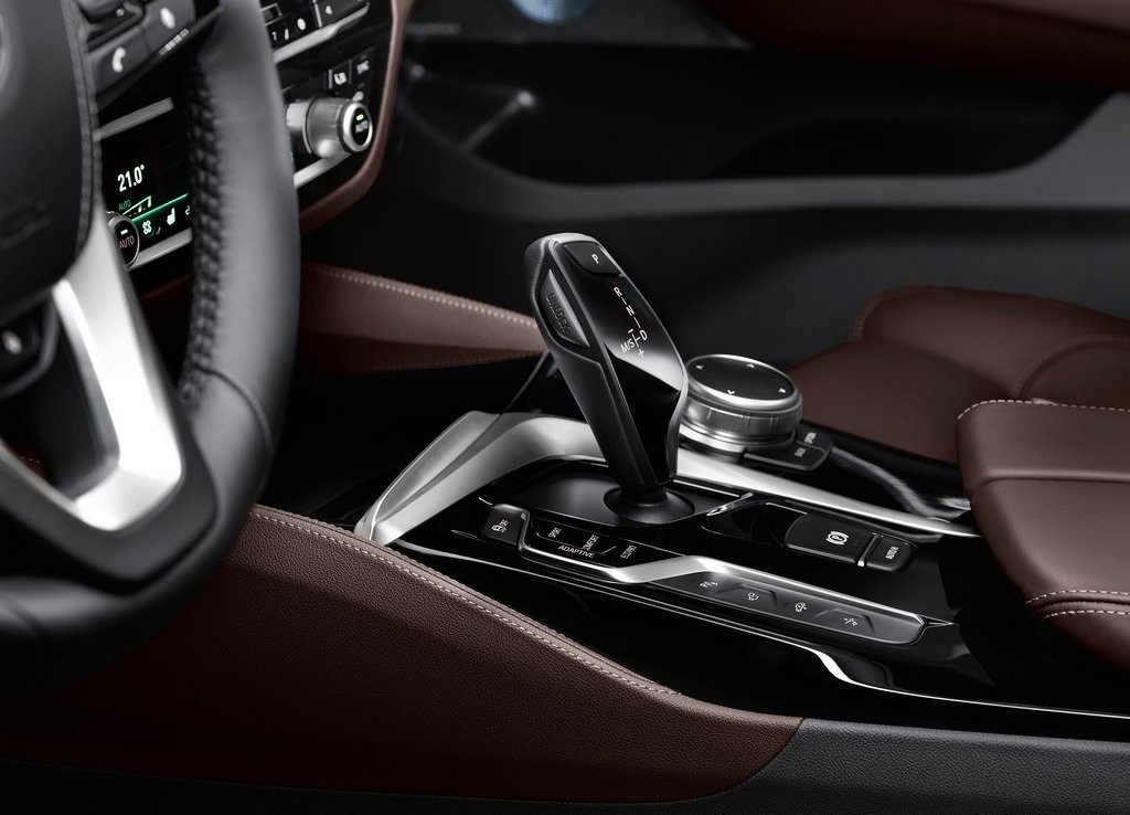 BMW 6 SERIES GRAN TURISMO, foto 90