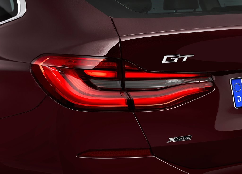BMW 6 SERIES GRAN TURISMO, foto 107