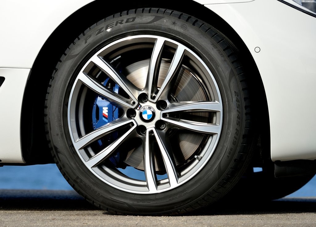 BMW 6 SERIES GRAN TURISMO, foto 114