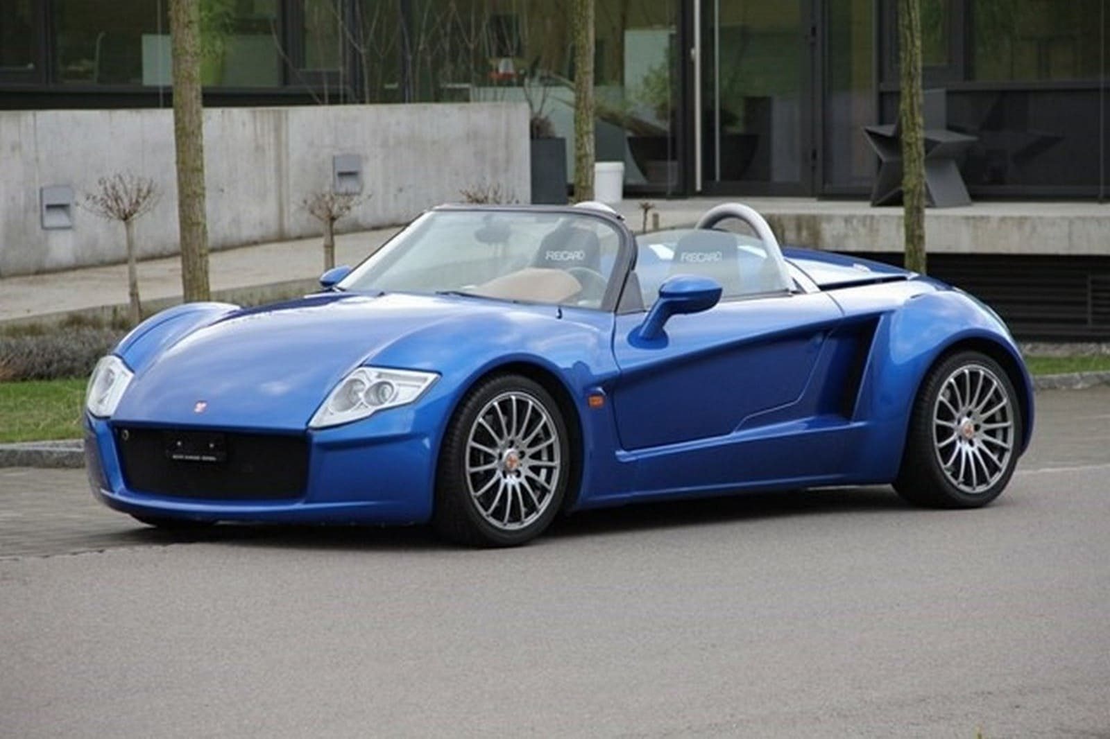 YES! ROADSTER, foto 1
