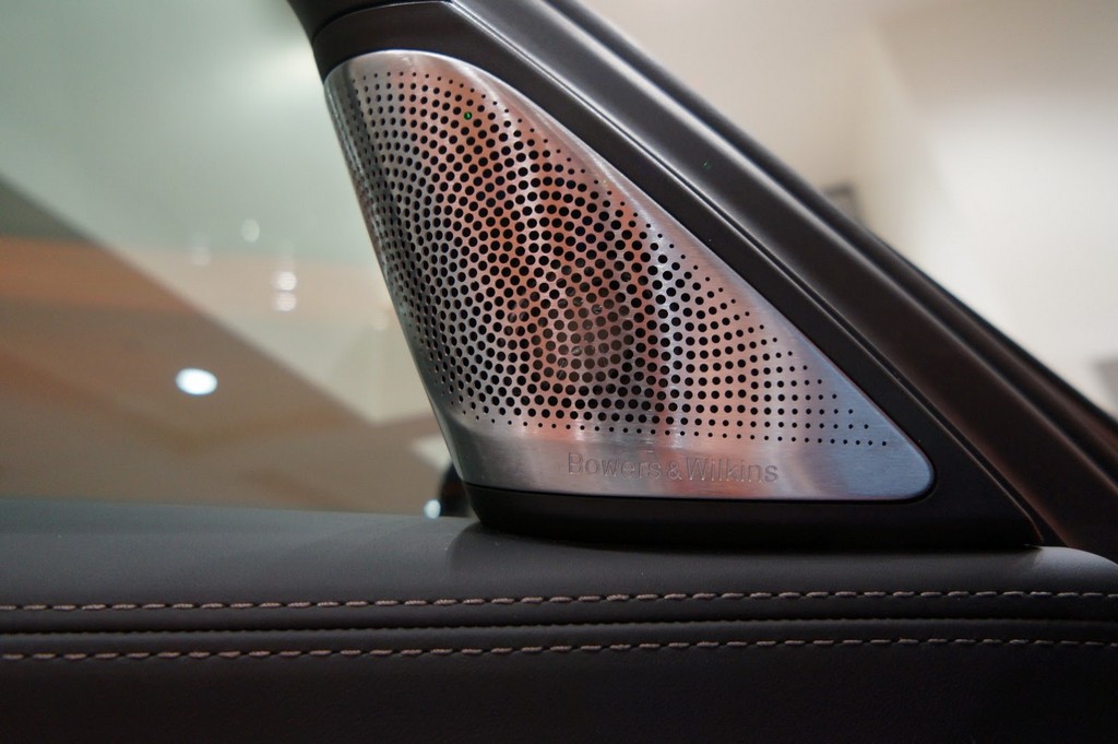 2017 - BMW 750i FIRE ORANGE INDIVIDUAL, foto 31