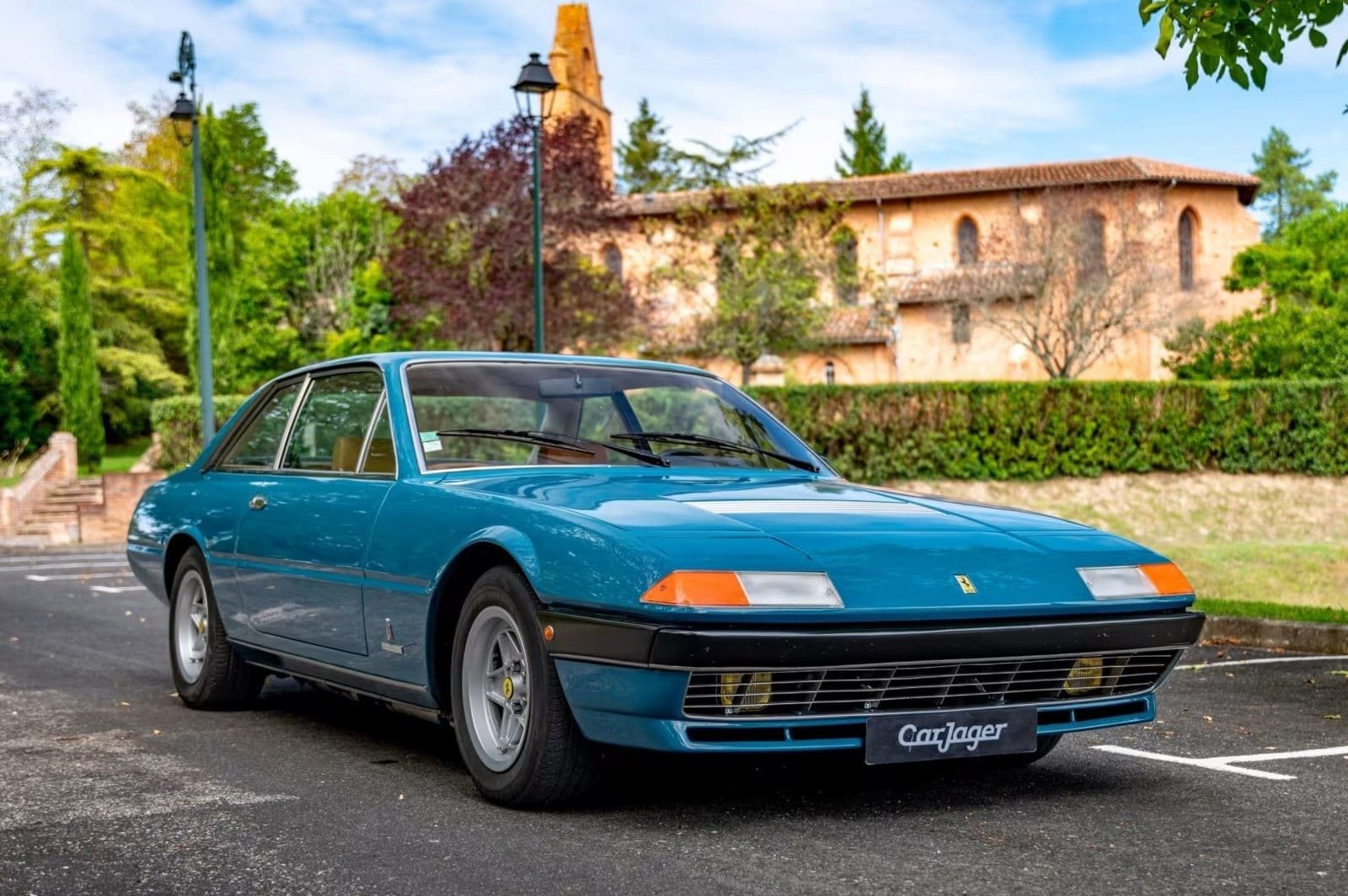 FERRARI F400 GT, foto 1