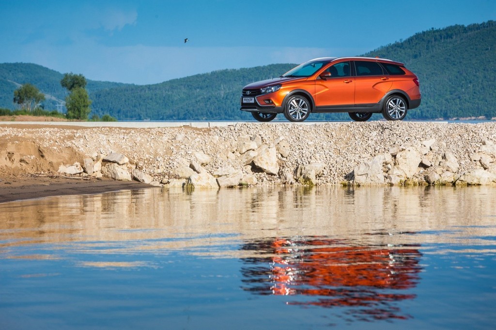 2017 - LADA VESTA SW & VESTA SW CROSS, foto 22