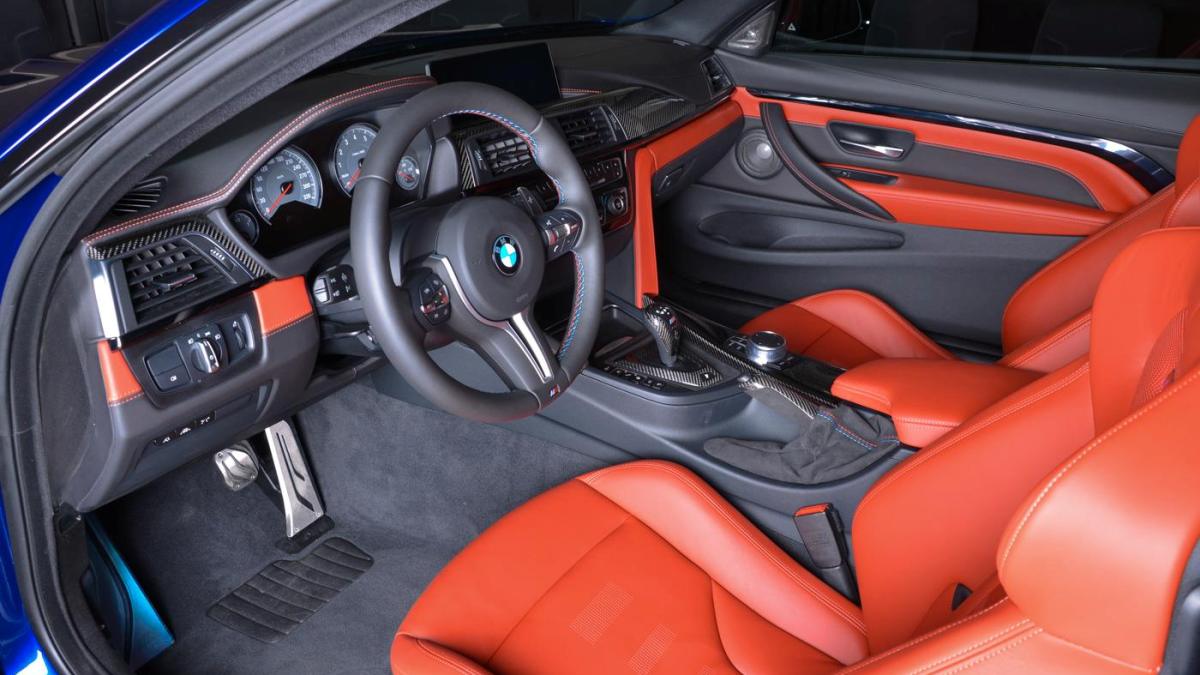 2017 - BMW M4 COUPE SAN MARINO BLUE BY ABU DHABI MOTORS, foto 7
