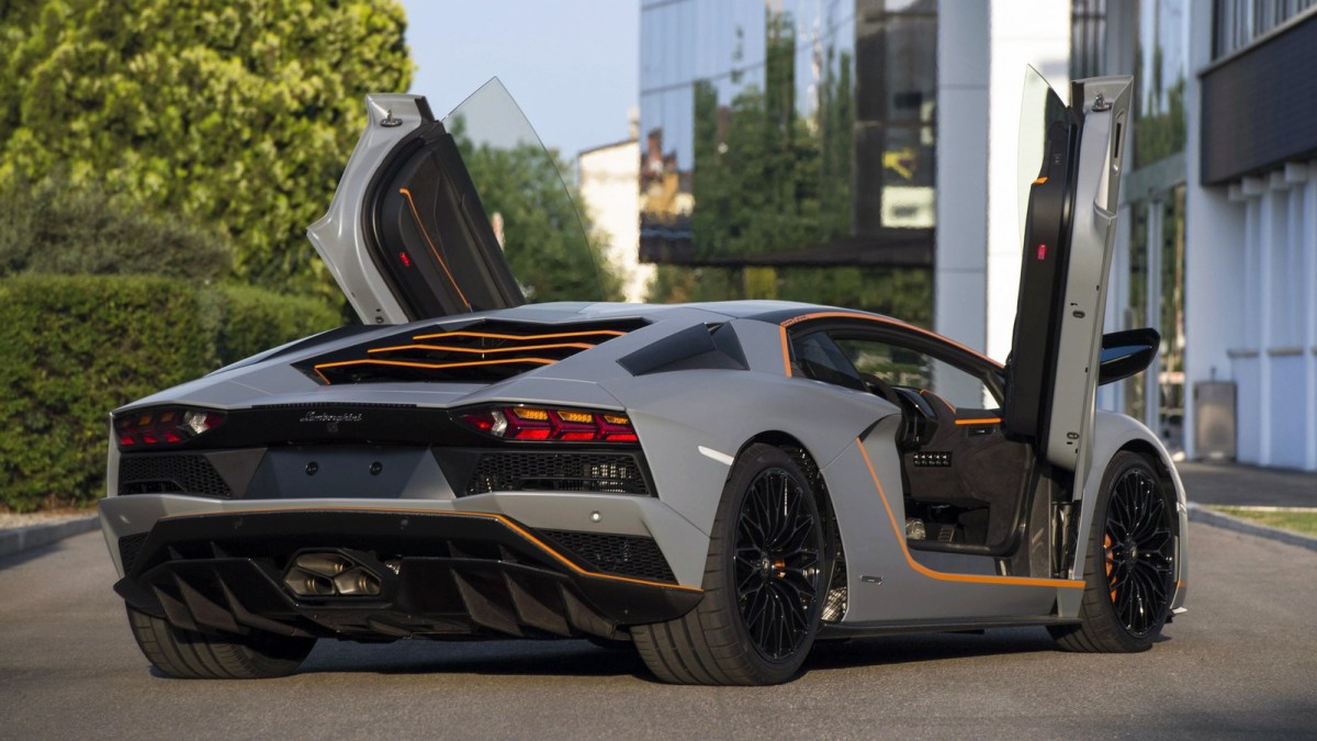 2017 - LAMBORGHINI AVENTADOR S BY AD PERSONAM, foto 3