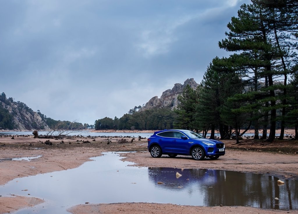 JAGUAR E-PACE, foto 15