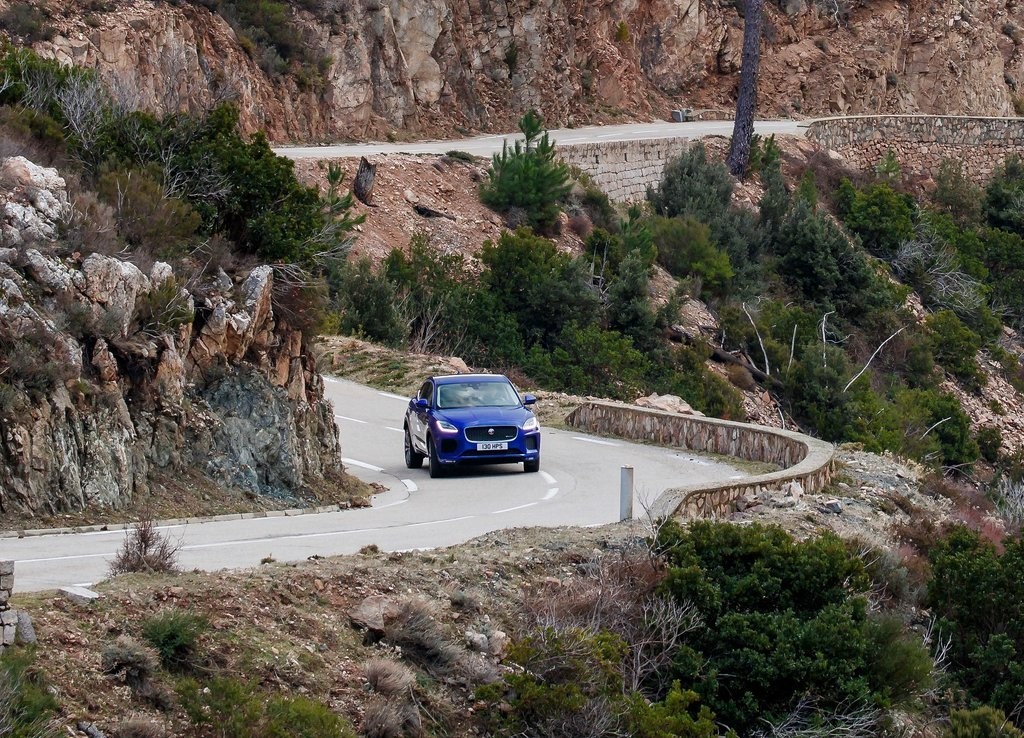 JAGUAR E-PACE, foto 54