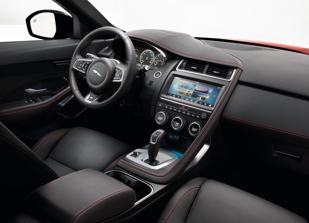 JAGUAR E-PACE, foto 143