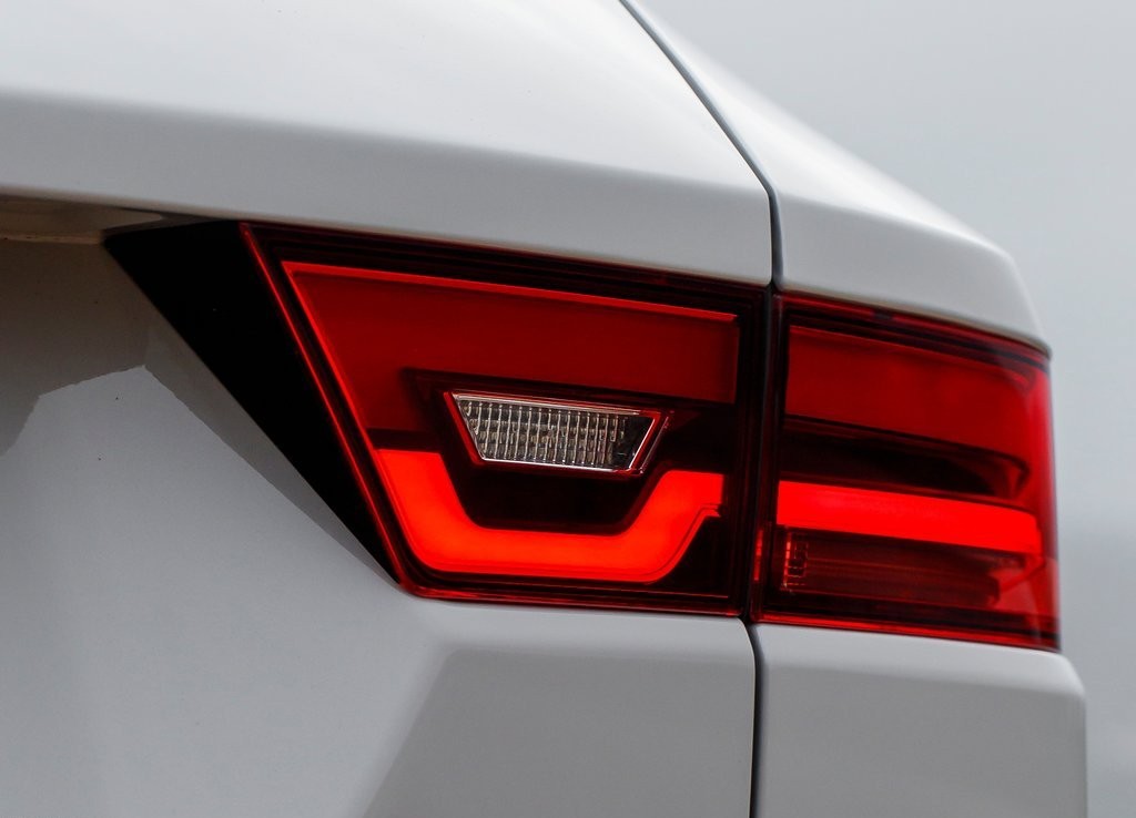 JAGUAR E-PACE, foto 172