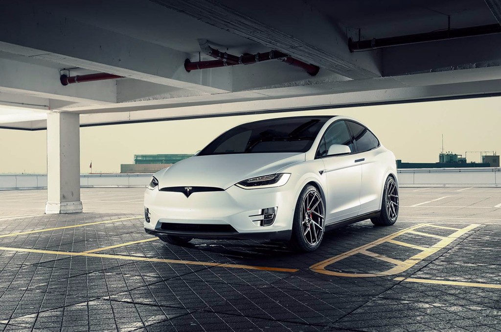 2017 - TESLA MODEL X BY NOVITEC, foto 1