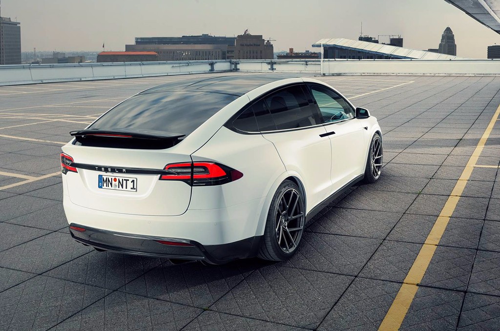 2017 - TESLA MODEL X BY NOVITEC, foto 4