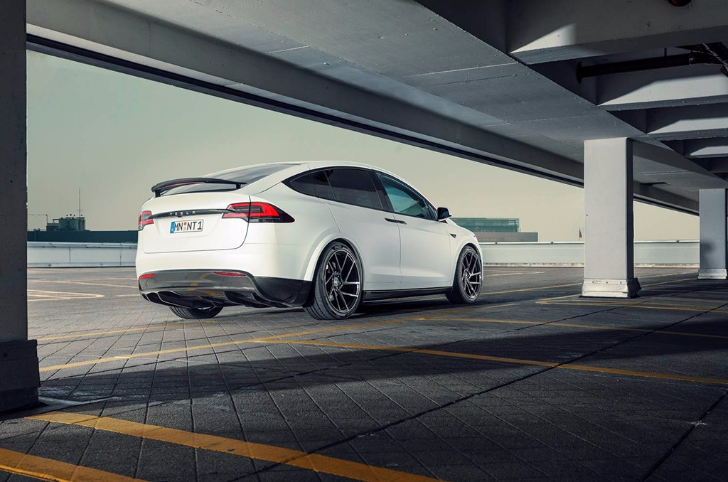 2017 - TESLA MODEL X BY NOVITEC, foto 8