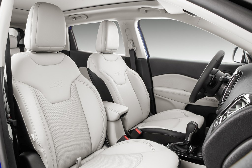 2018 - JEEP COMPASS LIMITED 2.0 DIESEL 4X4, foto 13