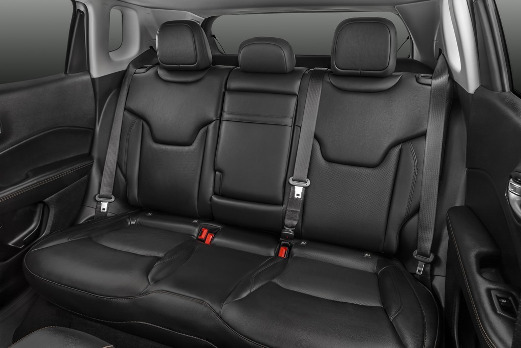 2018 - JEEP COMPASS LIMITED 2.0 FLEX, foto 26