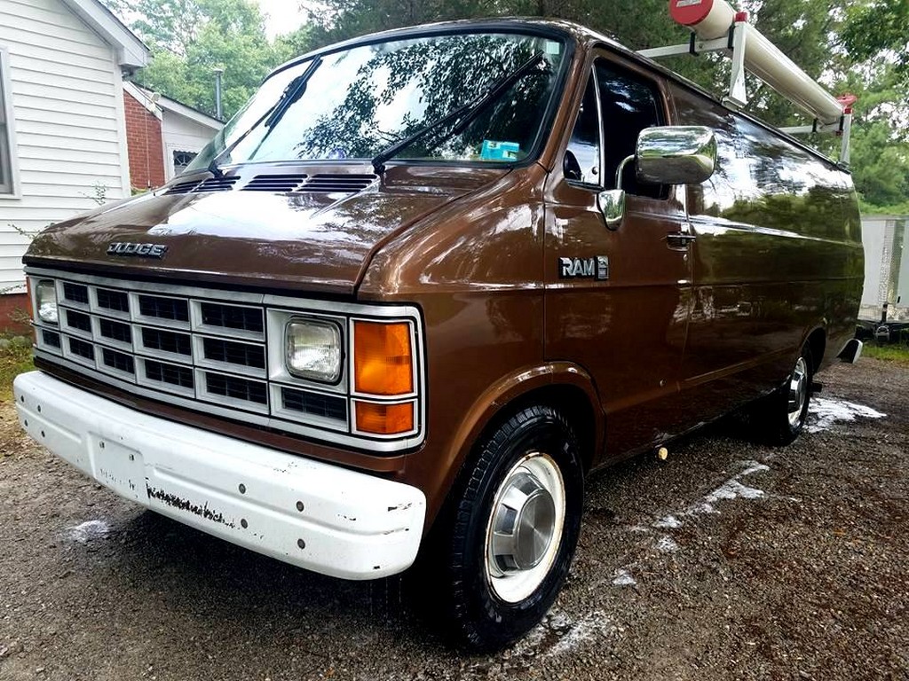 1989 - DODGE RAM VAN FBI, foto 2