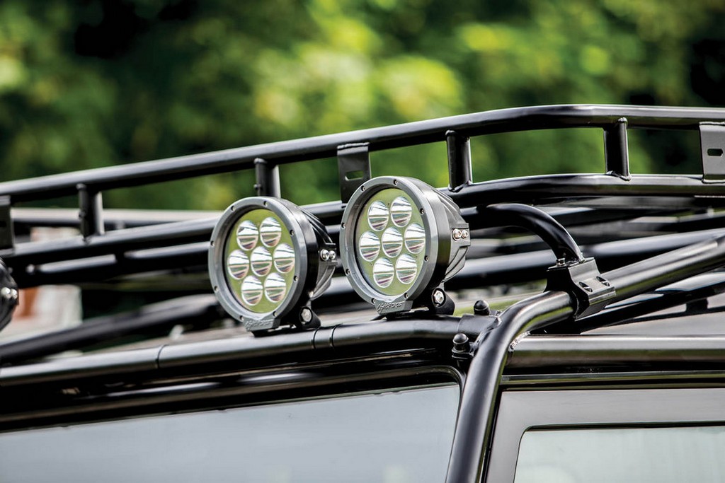 2014 - LAND ROVER DEFENDER SVX ‘SPECTRE’, foto 15