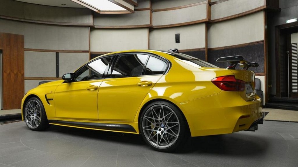 2017 - BMW M3 SEDAN SPEED YELLOW BY ABU DHABI MOTORS, foto 2