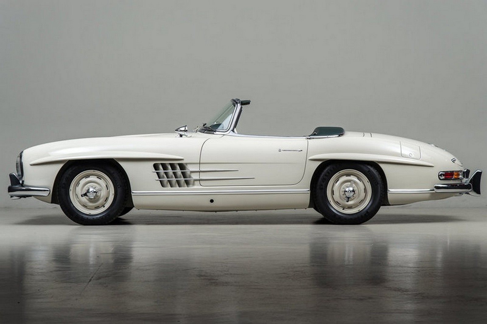 1961 - MERCEDES-BENZ 300 SL ROADSTER WHITE, foto 3