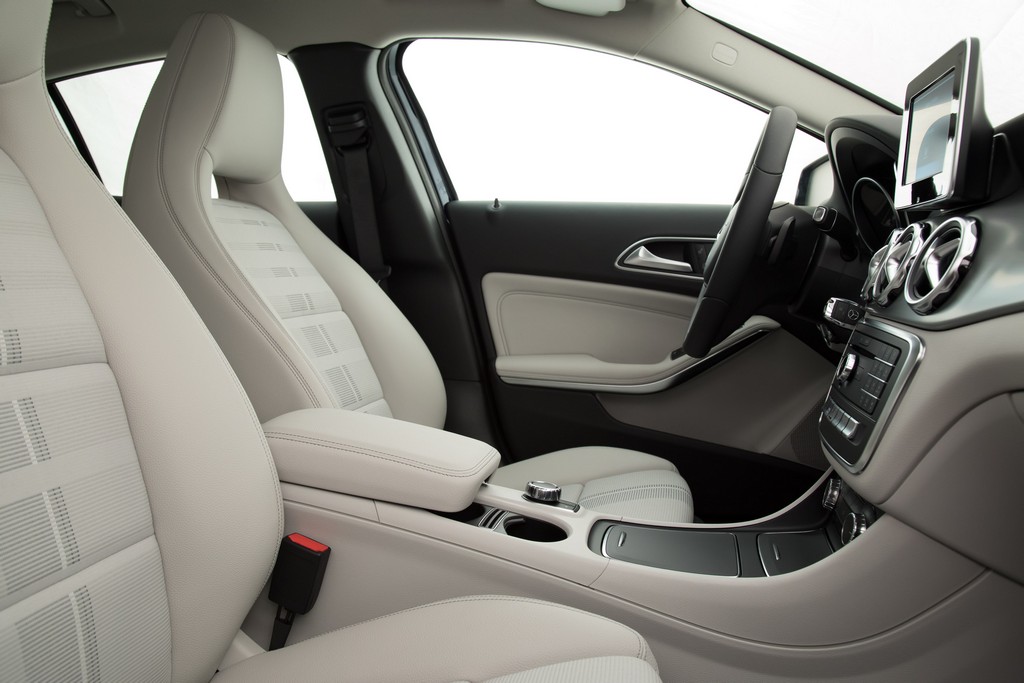2017 - MERCEDES-BENZ GLA, foto 112