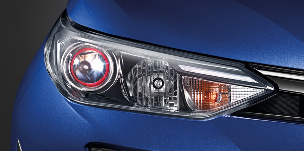 2018 - TOYOTA YARIS ATIV, foto 4