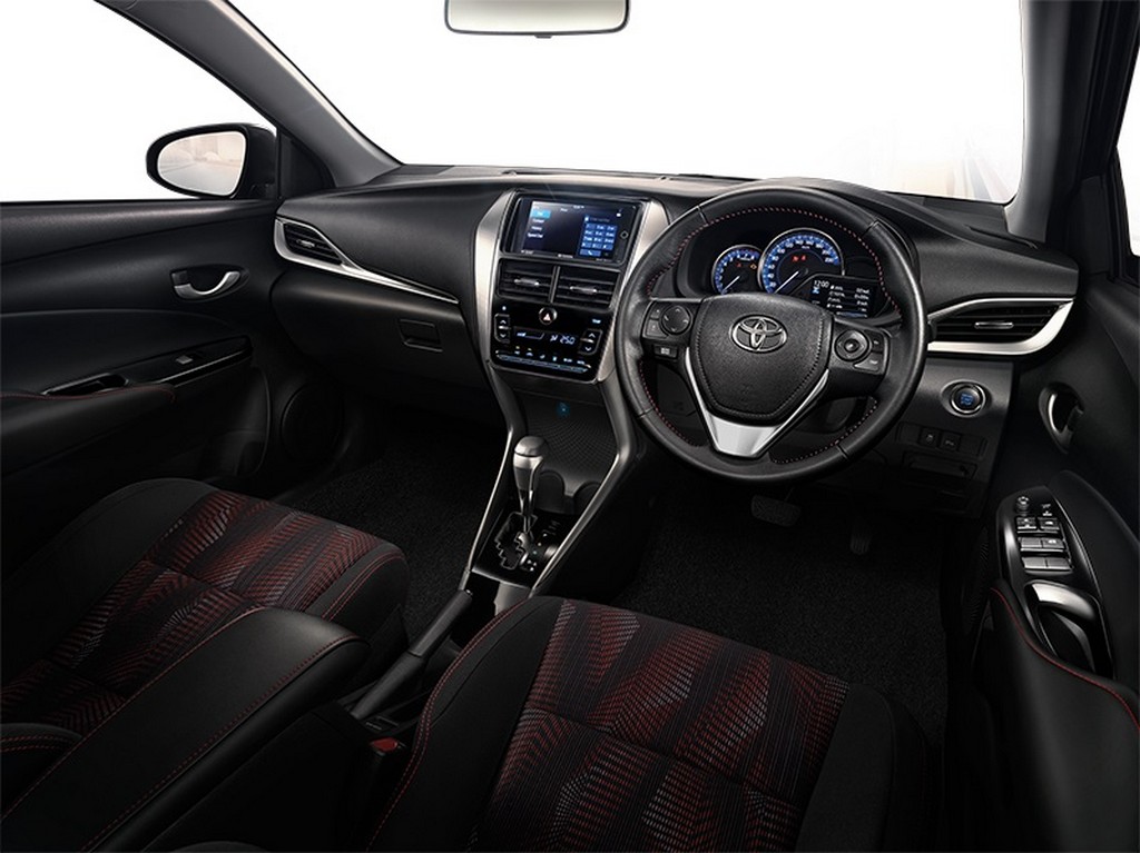 2018 - TOYOTA YARIS ATIV, foto 34
