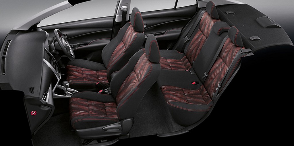 2018 - TOYOTA YARIS ATIV, foto 35