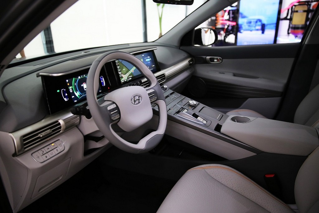 2017 - HYUNDAI NEXT GENERATION FCEV, foto 6