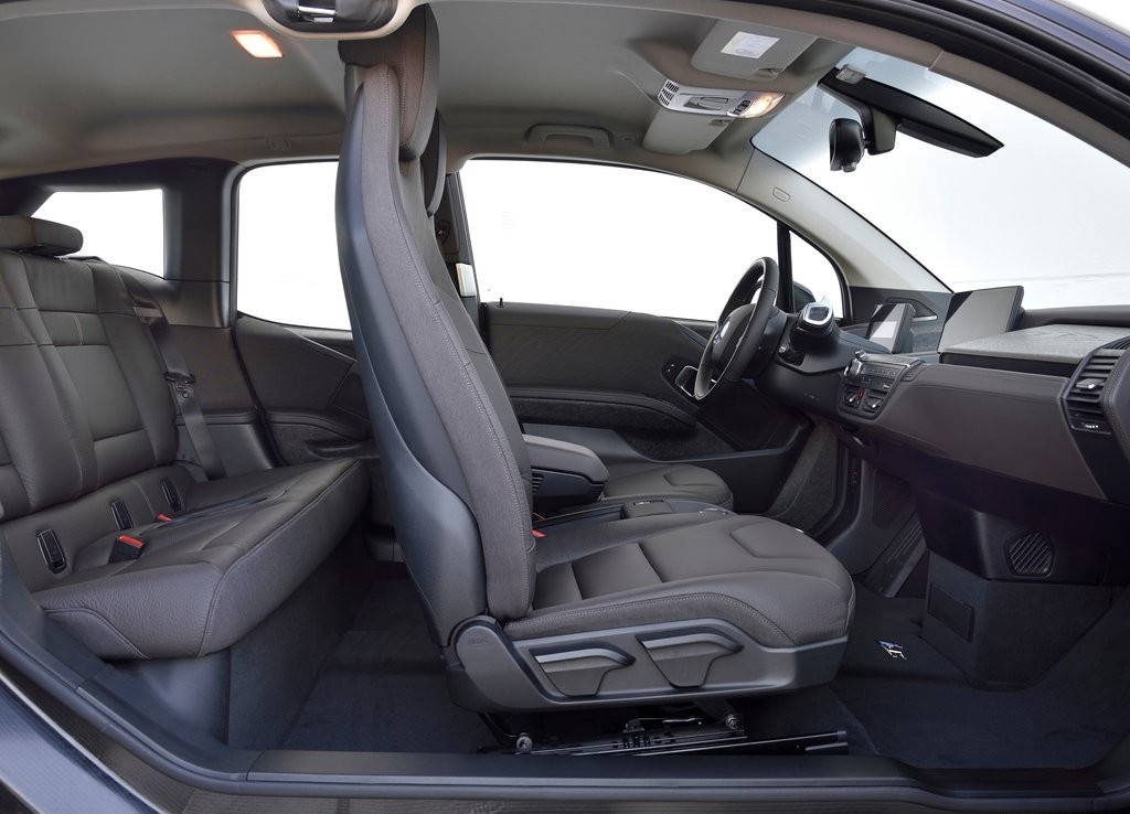 BMW i3s, foto 135