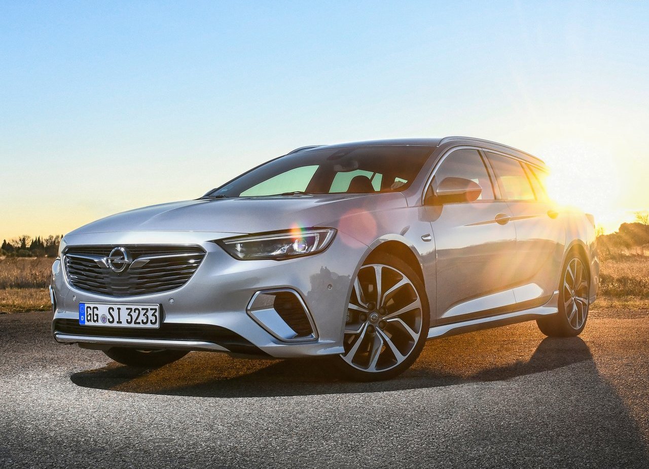 2018 - OPEL INSIGNIA GSi SPORTS TOURER, foto 2