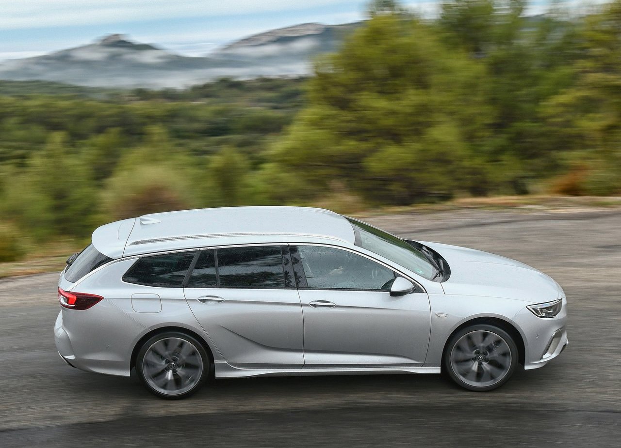 2018 - OPEL INSIGNIA GSi SPORTS TOURER, foto 19
