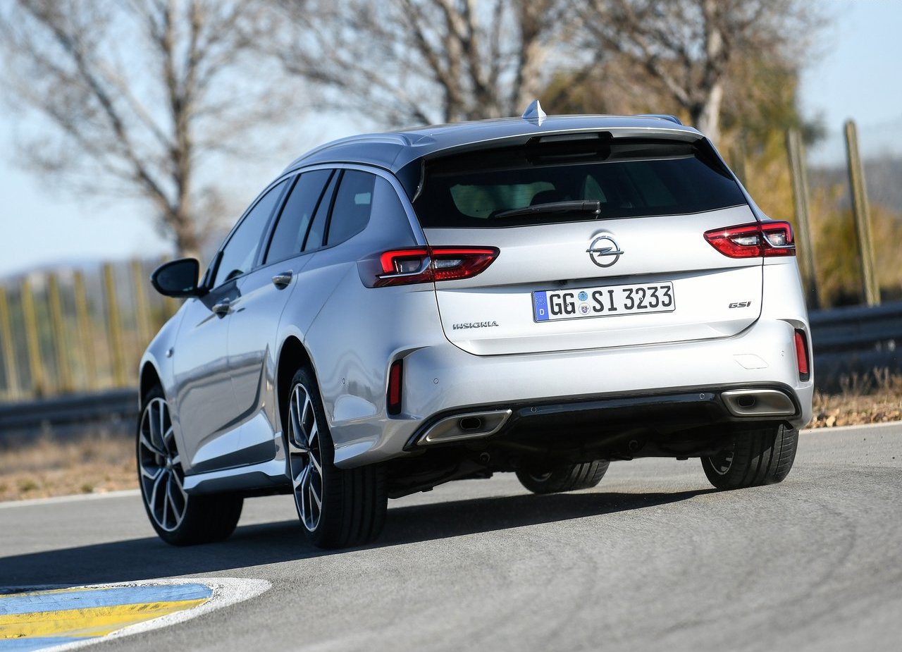 2018 - OPEL INSIGNIA GSi SPORTS TOURER, foto 33