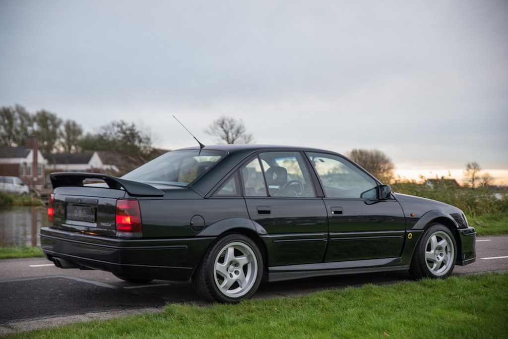 1993 - LOTUS OMEGA, foto 4