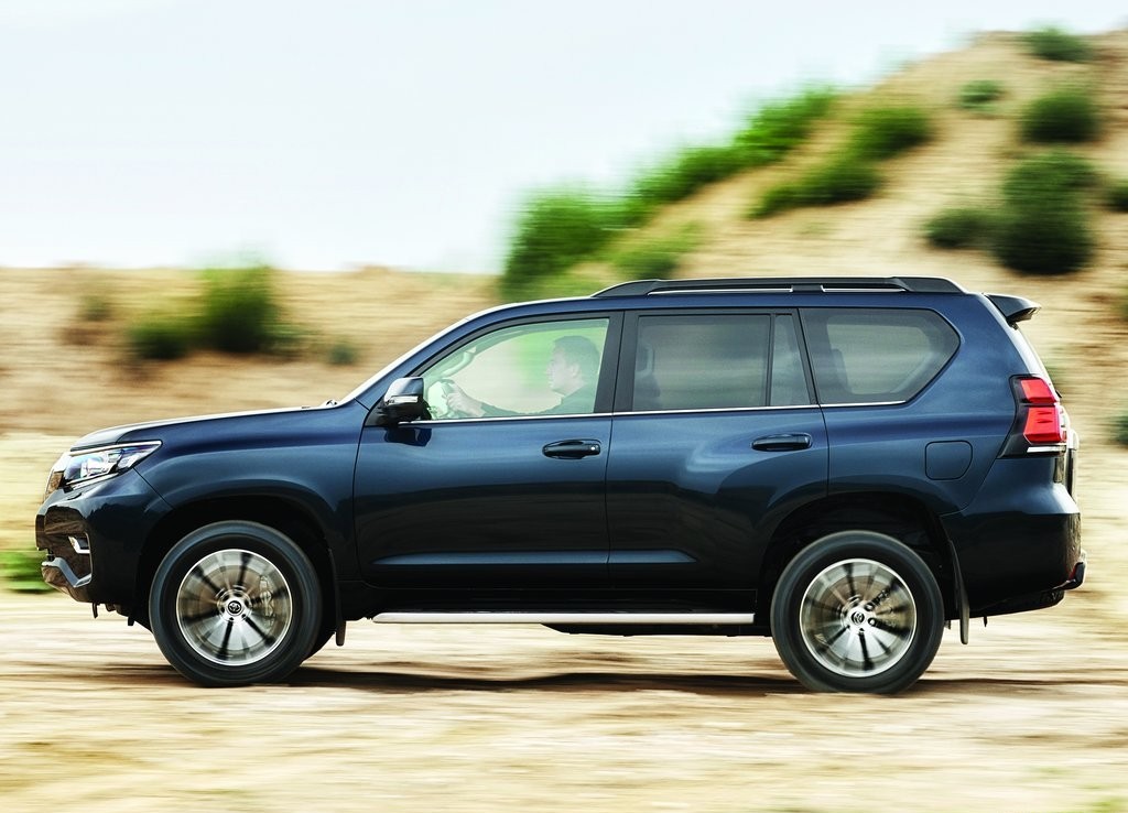 2018 - TOYOTA LAND CRUISER, foto 11