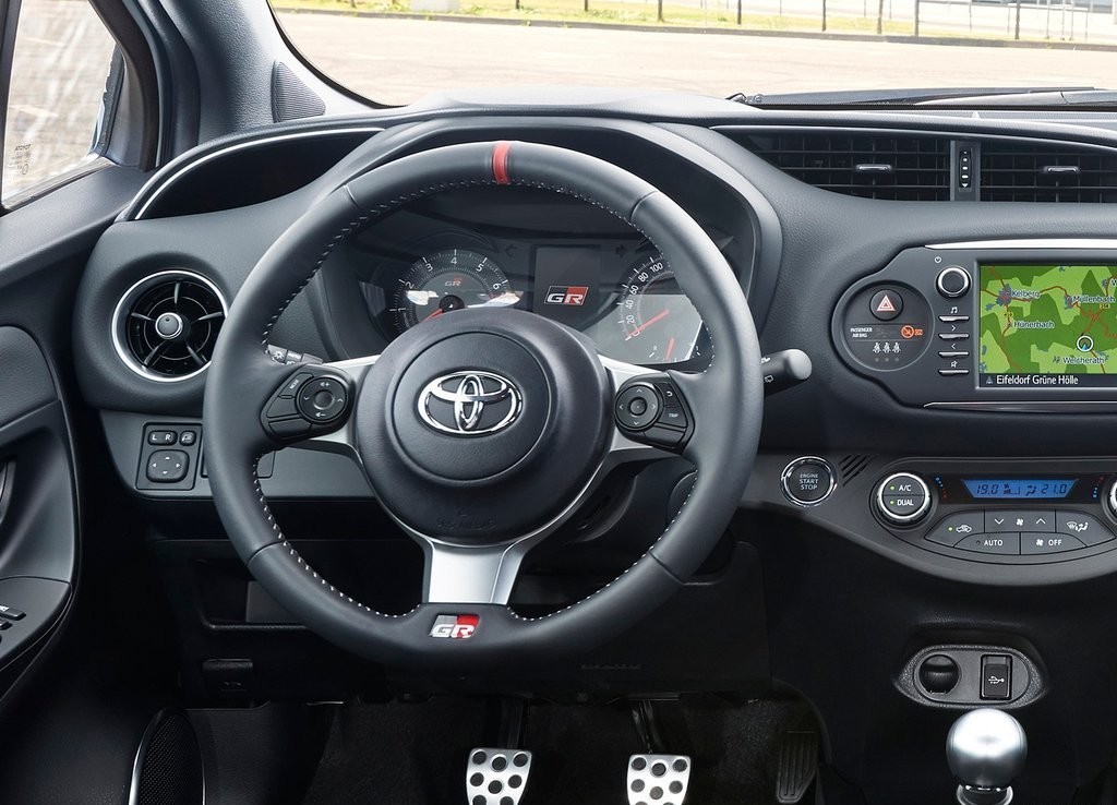 2018 - TOYOTA YARIS GRMN, foto 23