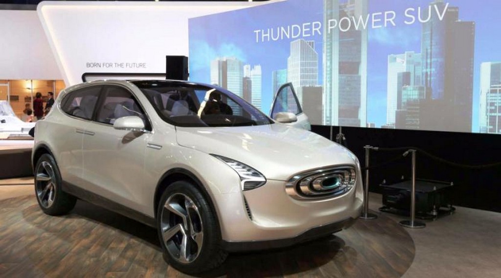 THUNDER POWER SUV EV CONCEPT, foto 1
