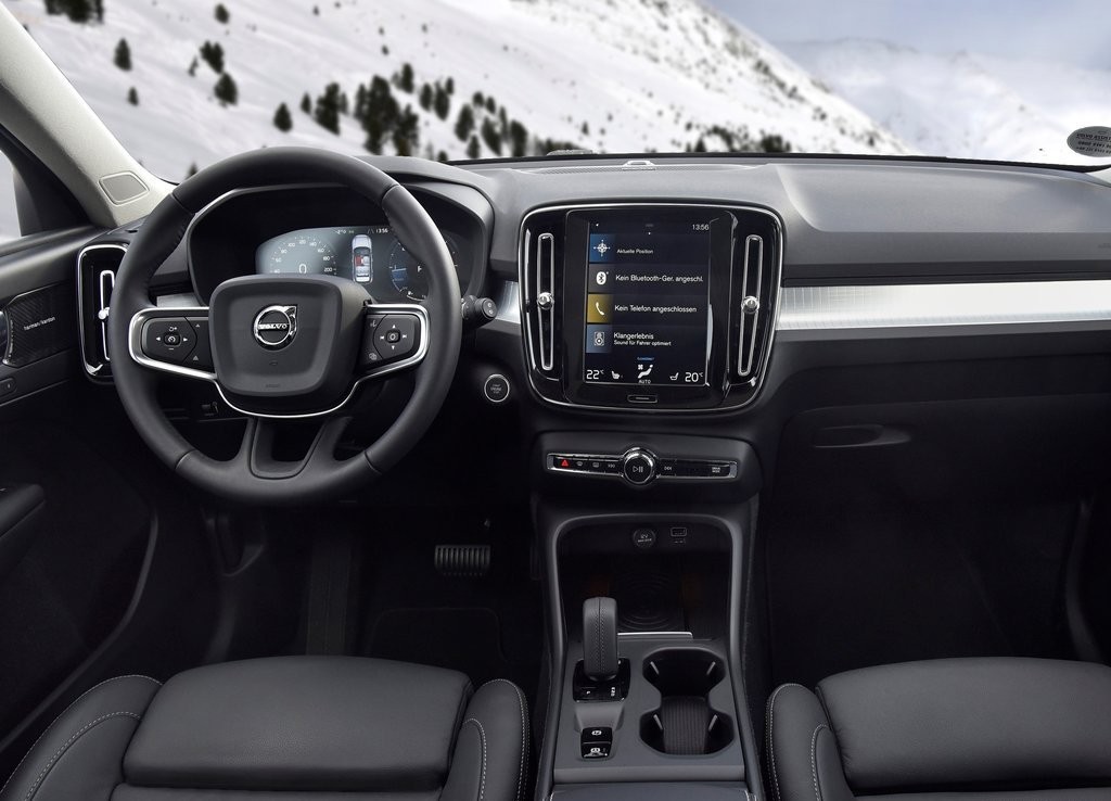 2018 - VOLVO XC40, foto 245