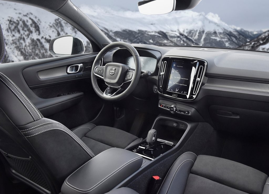 2018 - VOLVO XC40, foto 247