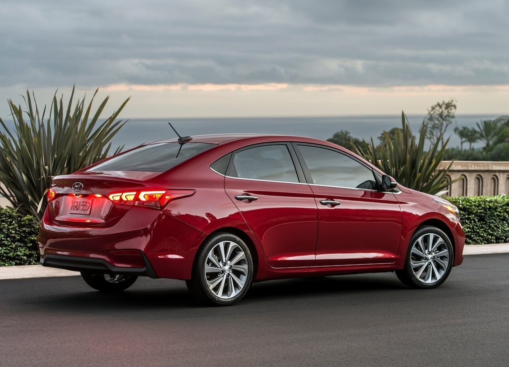 HYUNDAI ACCENT, foto 8