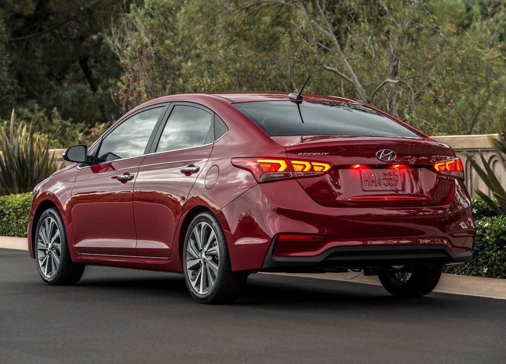 HYUNDAI ACCENT, foto 9