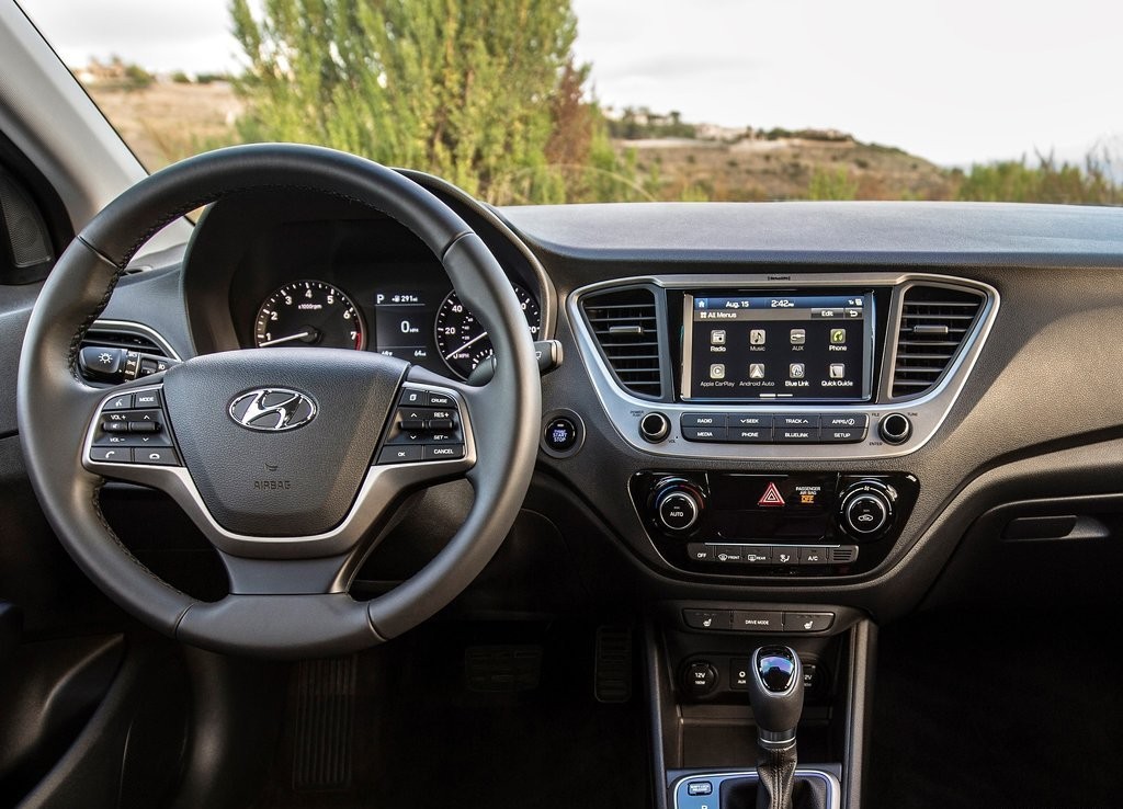 HYUNDAI ACCENT, foto 12