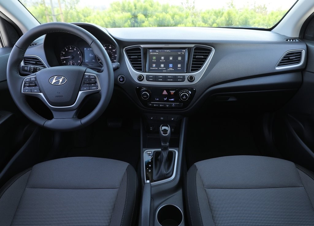 HYUNDAI ACCENT, foto 16