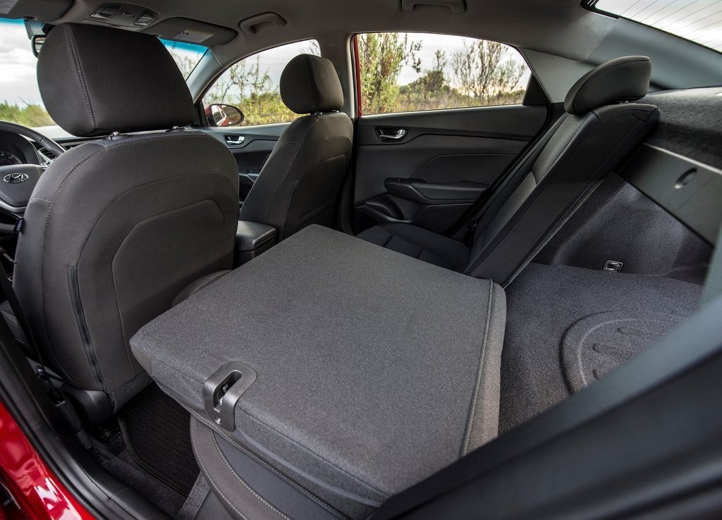 HYUNDAI ACCENT, foto 18