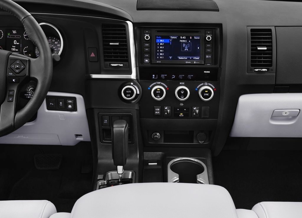 2018 - TOYOTA SEQUOIA, foto 16