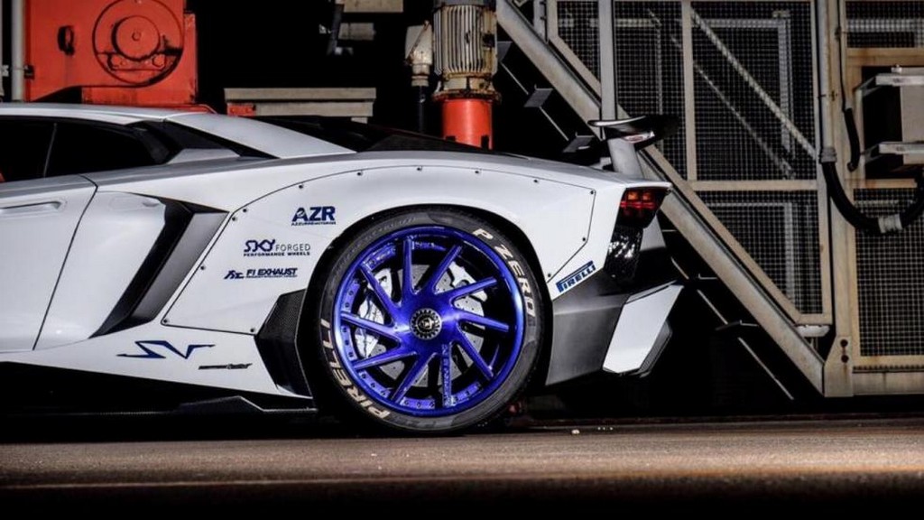 2017 - LAMBORGHINI AVENTADOR SV BY LIBERTY WALK, foto 2