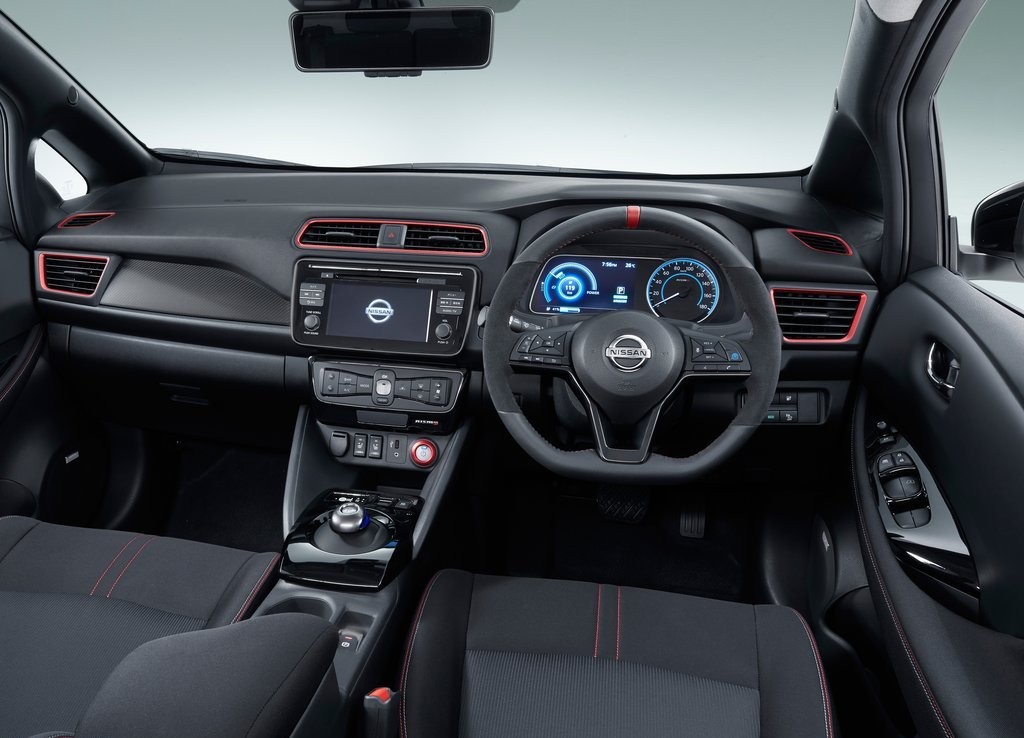 2017 - NISSAN LEAF NISMO CONCEPT, foto 7