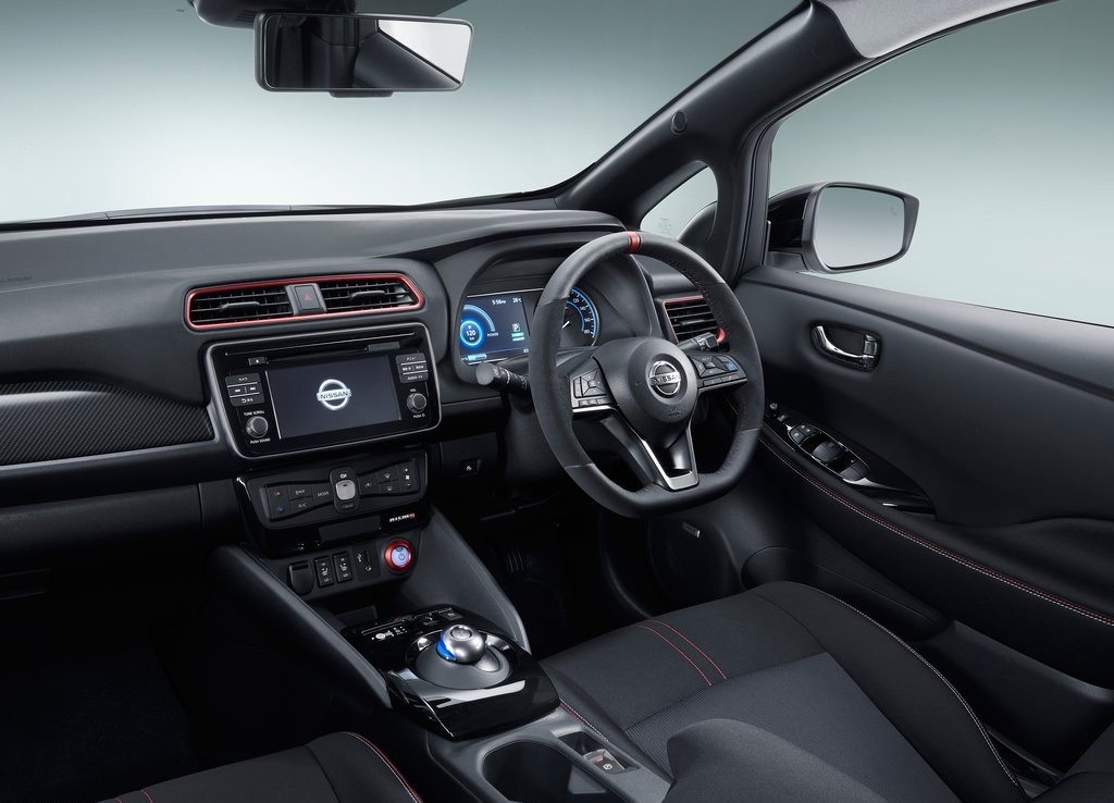 2017 - NISSAN LEAF NISMO CONCEPT, foto 8
