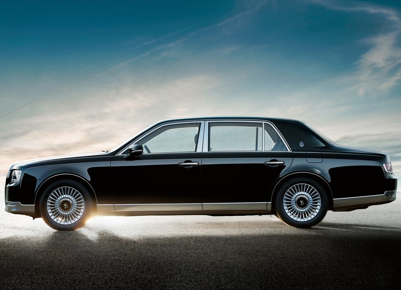 2018 - TOYOTA CENTURY, foto 2