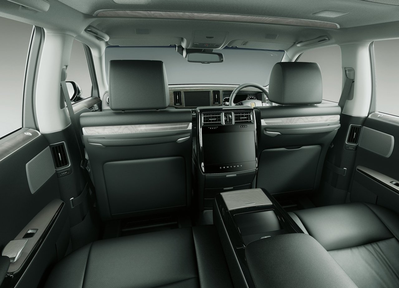 2018 - TOYOTA CENTURY, foto 23