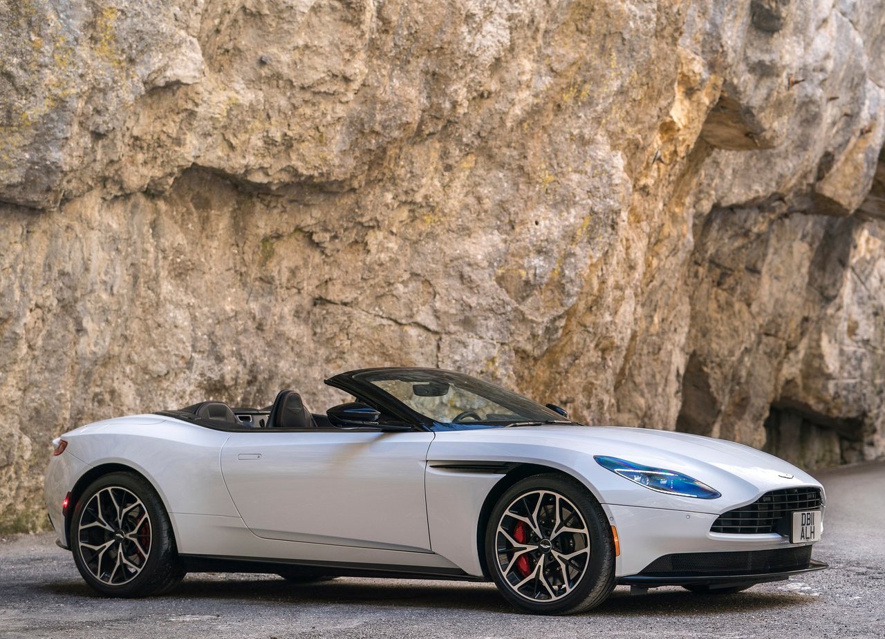 ASTON MARTIN DB11 VOLANTE, foto 4